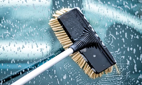 Car wash brushes &amp; mops