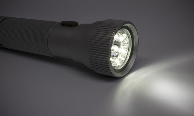 Flashlights &amp; flashlight bulbs